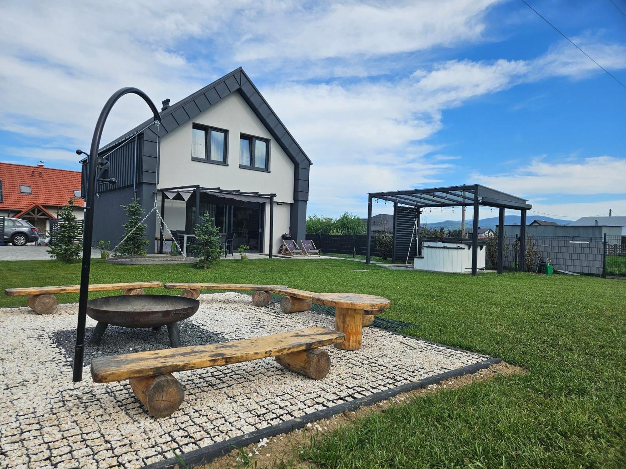 Na Wylacznosc ,bania Z Jacuzzi. Gory, Jezioro, Las. Holiday home Lesna (Zywiec)